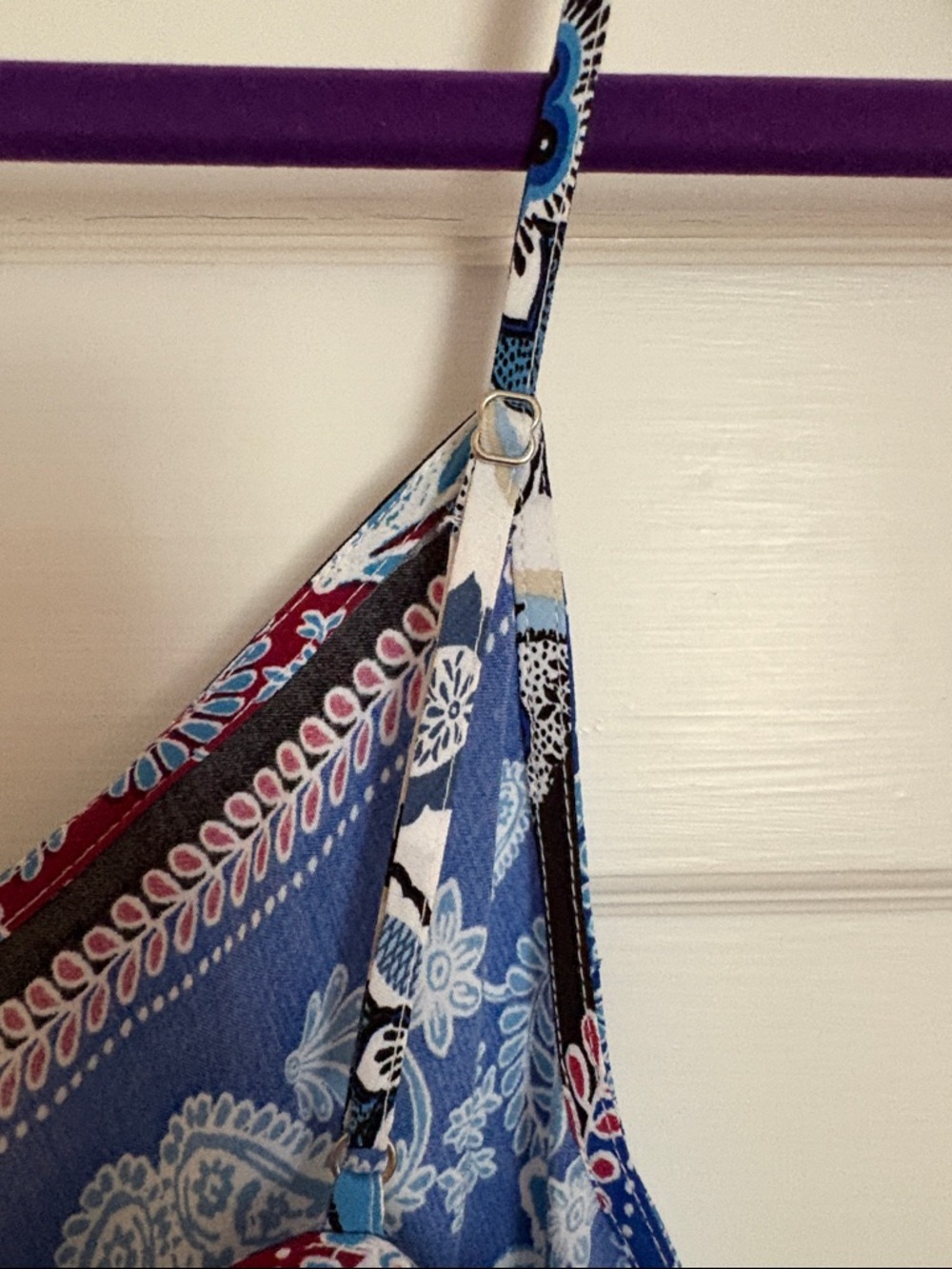 New Loft Summer Blue and White Paisley Sleeveless Maxi Dress with red. Size 8. - Picture 5 of 5